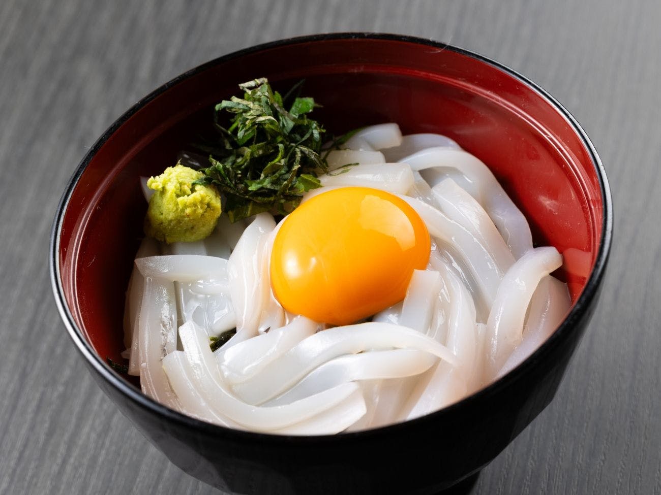 오징어 회 덮밥