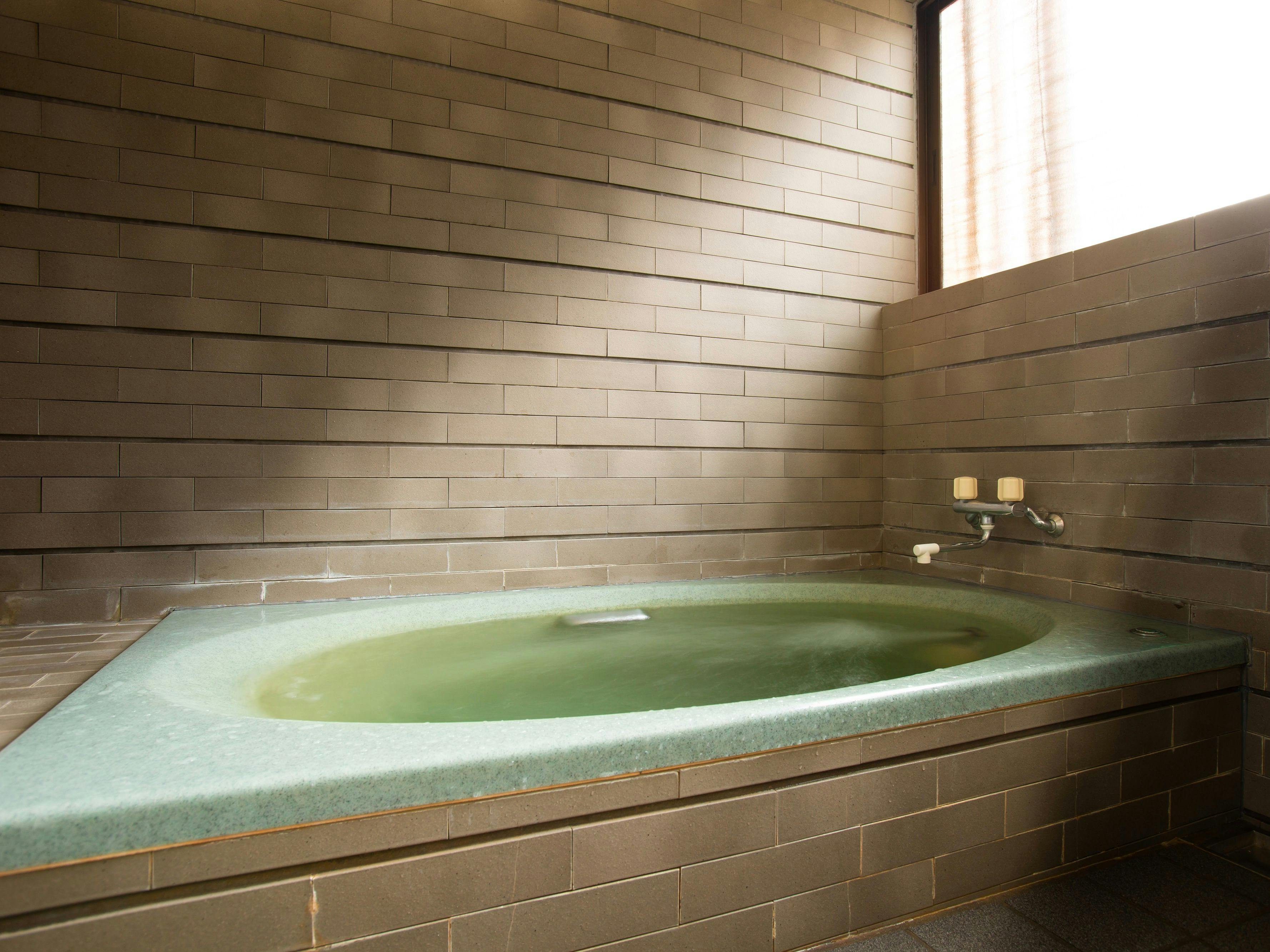 완전 전용 욕실이 두 개 있습니다.