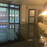 ห้องอาบน้ำรวม (ชาย)