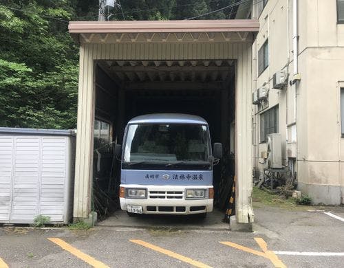 バス車庫