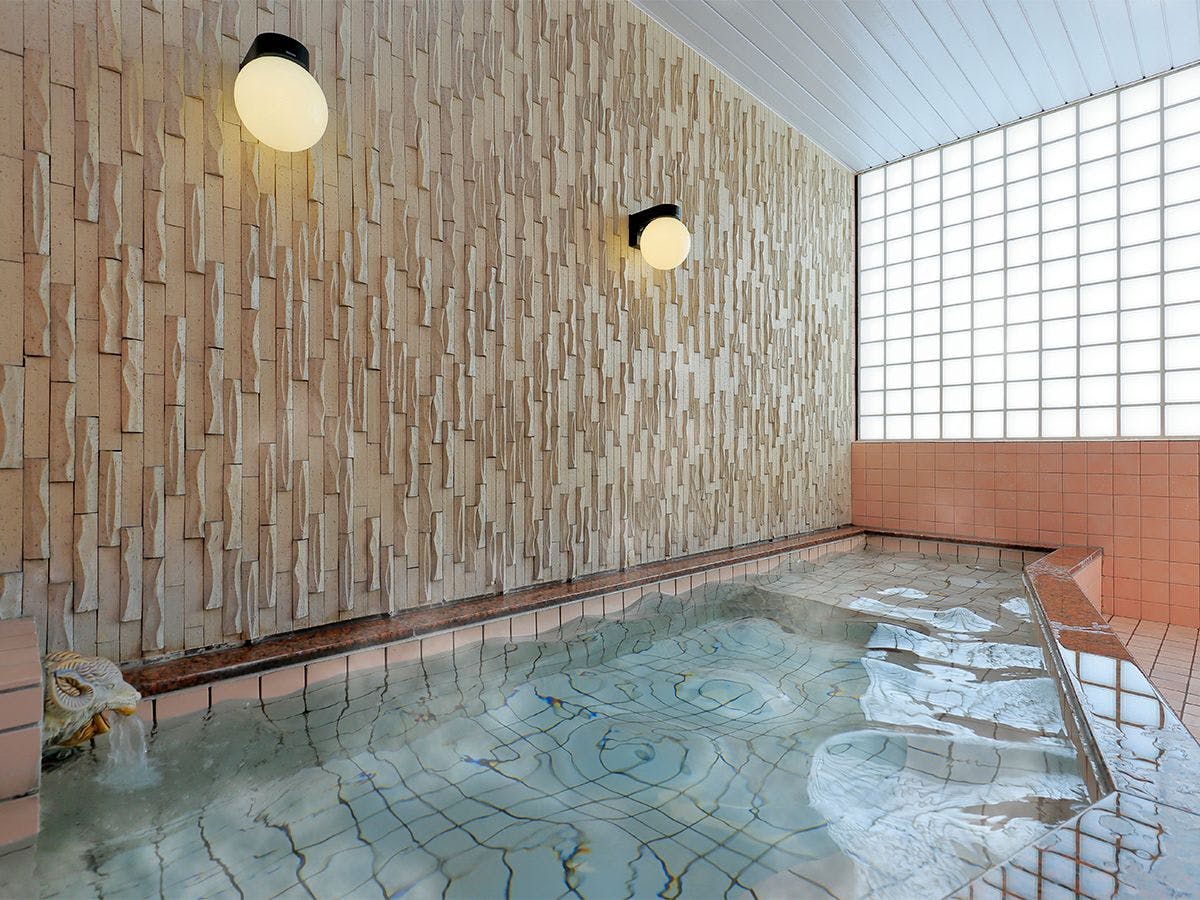 ■ห้องอาบน้ำสาธารณะสำหรับผู้หญิง■