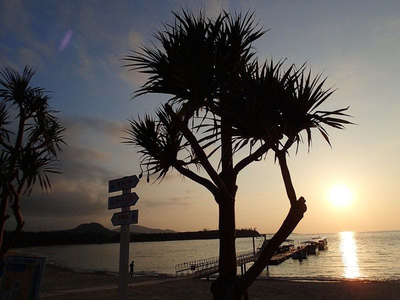 KARIYUSHI LCH. RESROT on The Beach