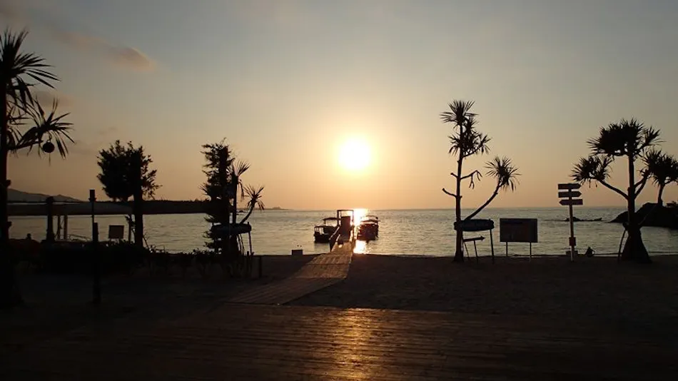 KARIYUSHI LCH. RESROT on The Beach