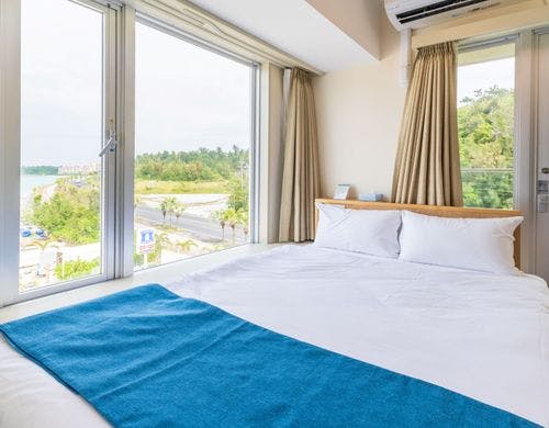 コーナーダブルルーム