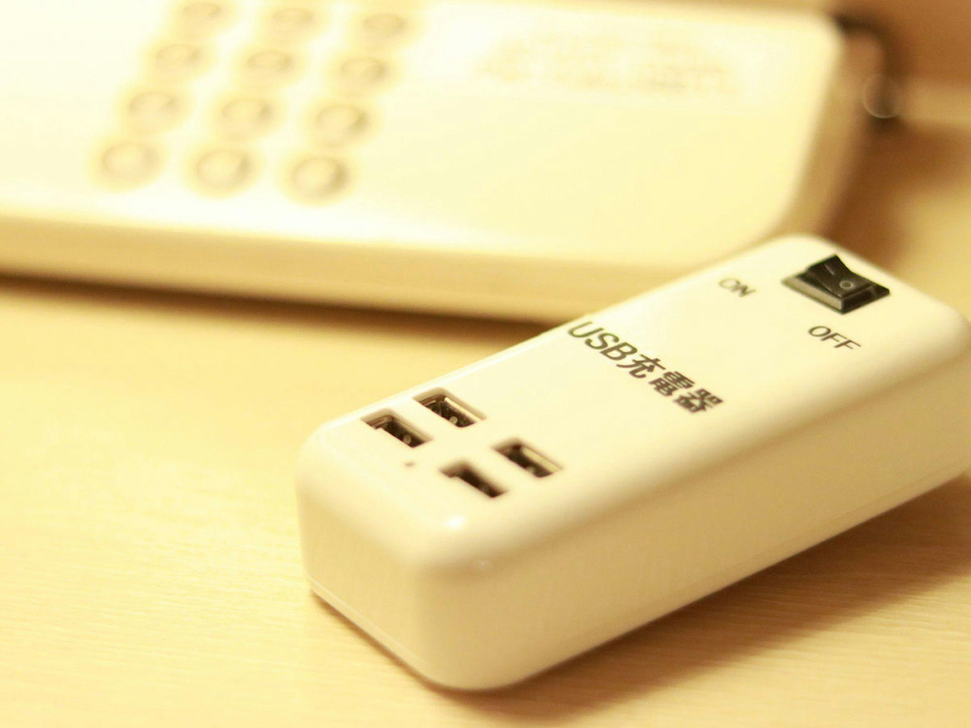 มีที่ชาร์จ USB ในทุกห้อง