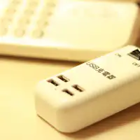 มีที่ชาร์จ USB ในทุกห้อง