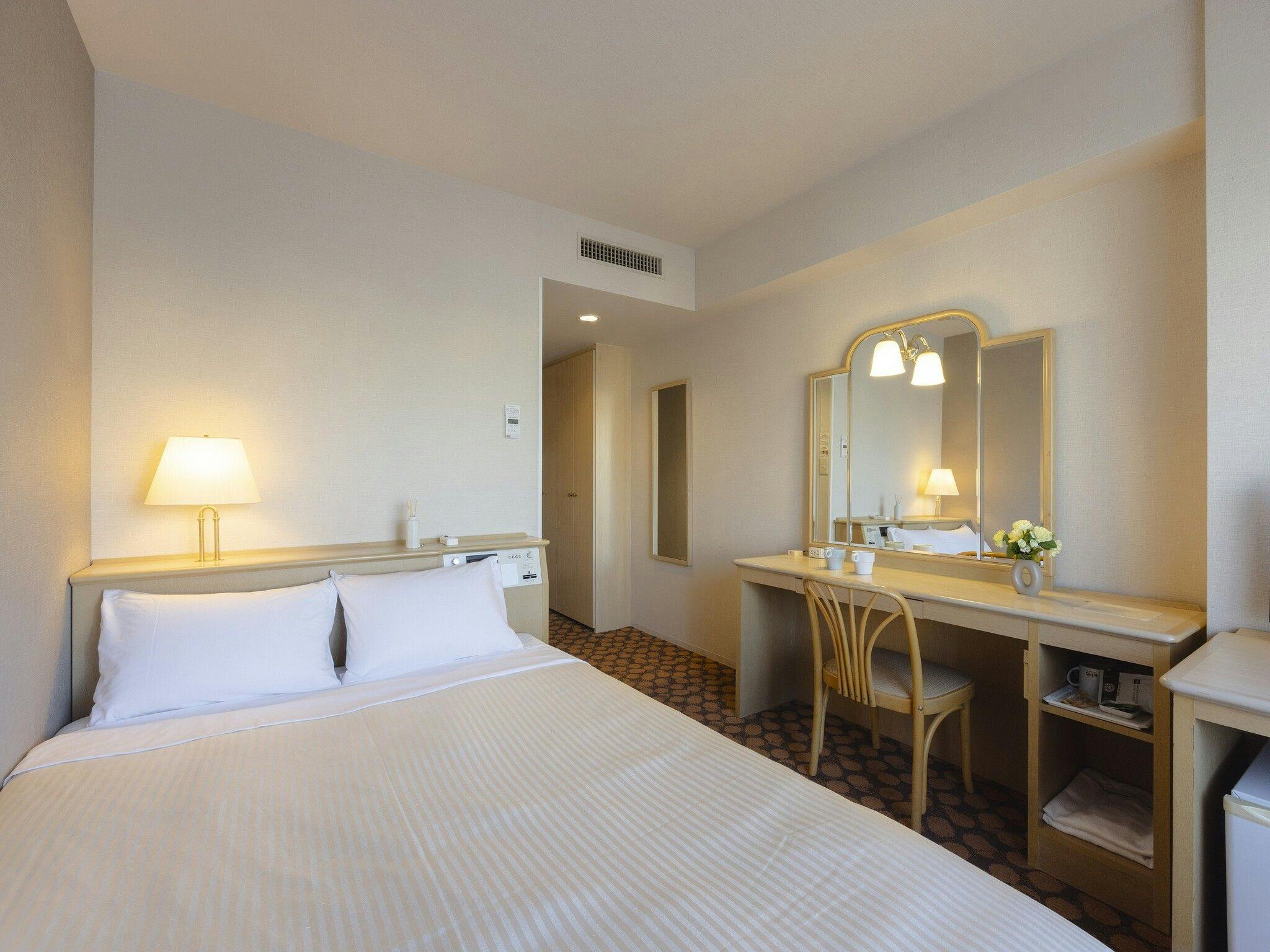 คาジュอัลดับเบิ้ล