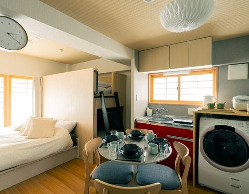 ダブルサイズのふかふかベッドが自慢