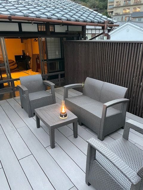 ฮิดานะ (ระเบียงสไตล์ญี่ปุ่นกว้างขวาง)