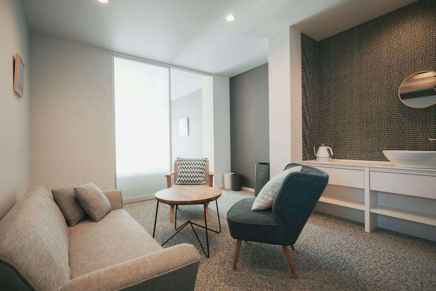 LAZULI Hiroshima Hotel and Lounge