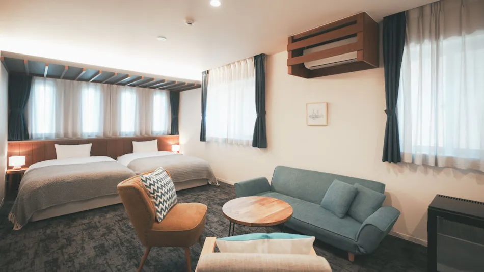 LAZULI Hiroshima Hotel and Lounge