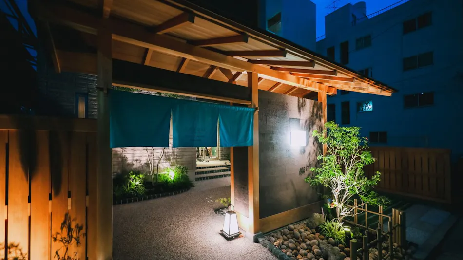 LAZULI Hiroshima Hotel and Lounge