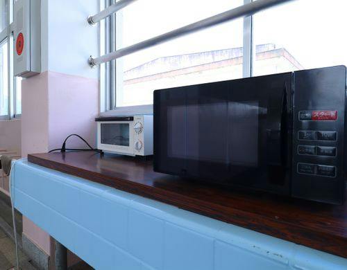 共用部に電子レンジ・オーブントースター