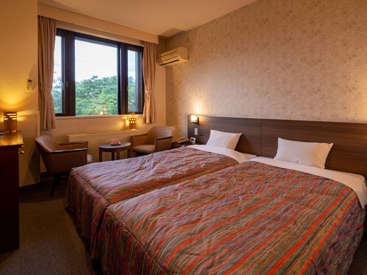 【Hollywood Twin】Bilik gaya barat yang tenang