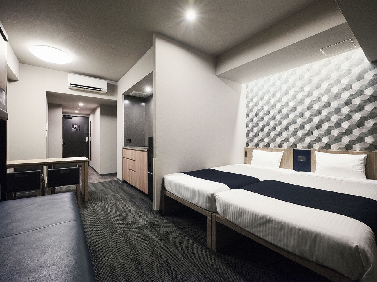 สแตนดาร์ดแฟมิลี่