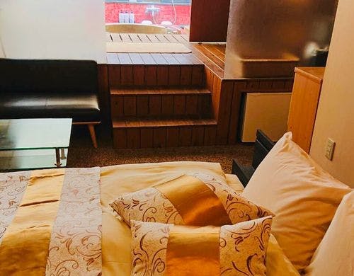 602露天風呂　チタン