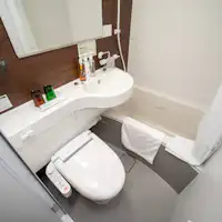 Semua kamar dilengkapi dengan unit kamar mandi.