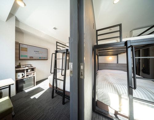 2部屋を中の扉で行き来できるお部屋です