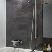 ห้องพักทุกห้องมีห้องน้ำในตัว