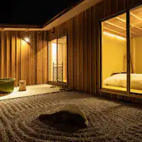 บ่อน้ำพุร้อนกลางแจ้ง