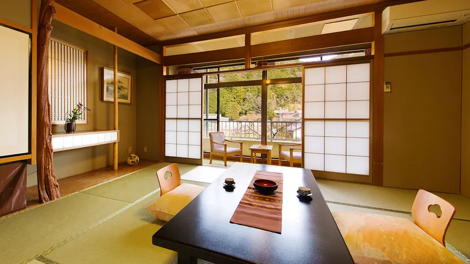Yumoto Sakakibara-kan