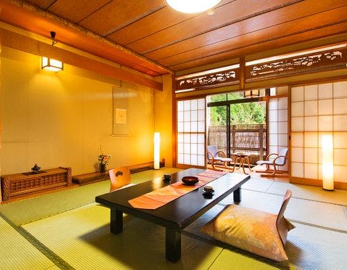 【露天風呂付き和室　花の館】