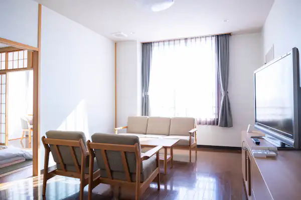 ห้องสไตล์ญี่ปุ่นและตะวันตก 8 เสื่อทาทามิ