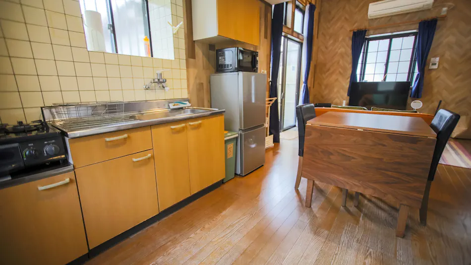 Holiday House: Forest Hideaway