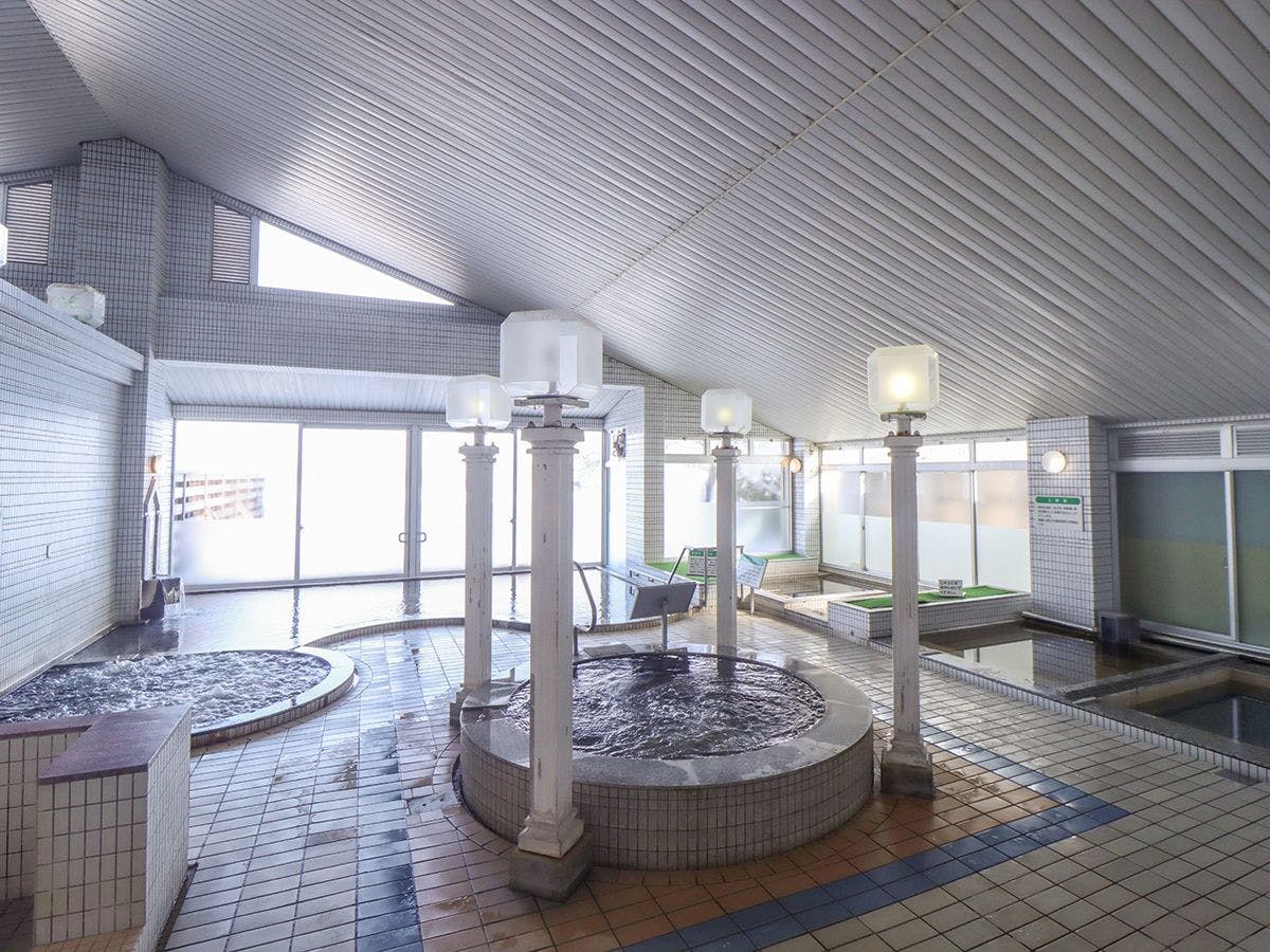 # ห้องอาบน้ำรวม