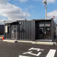 อาคารฟรอนต์