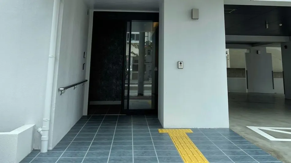 Hotel Rich Rezon AWASE