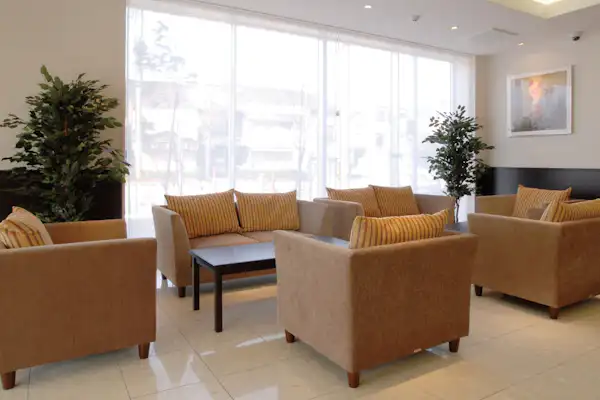 【ล็อบบี้】