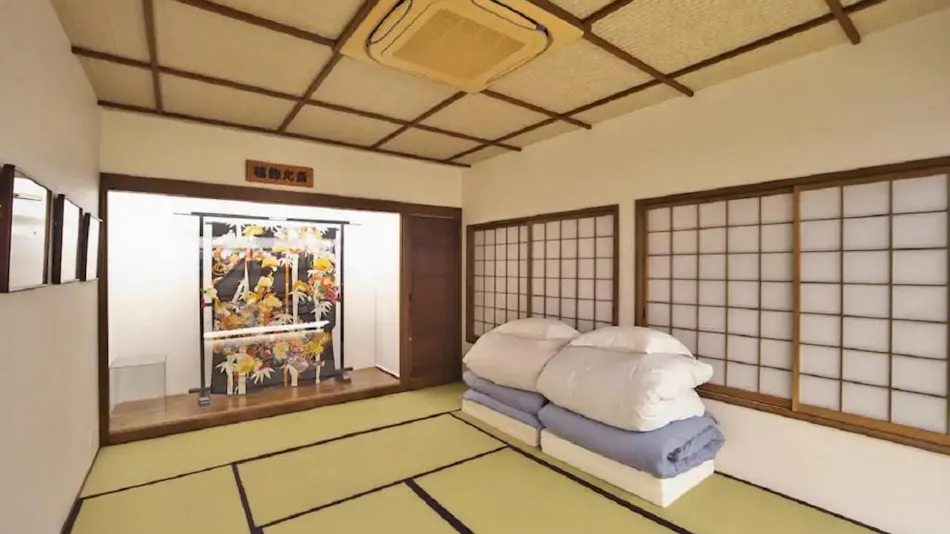 Hida Takayama Ukiyo-e INN Garon