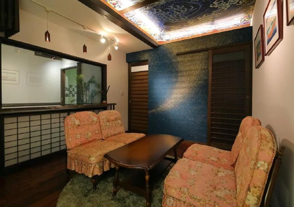 Hida Takayama Ukiyo-e INN Garon