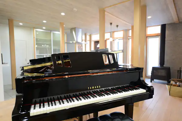 แกรนด์เปียโน