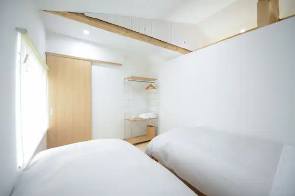 เตียงเดี่ยว 2 เตียง