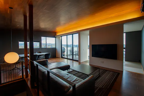 ห้องนั่งเล่นและรับประทานอาหารชั้น 2