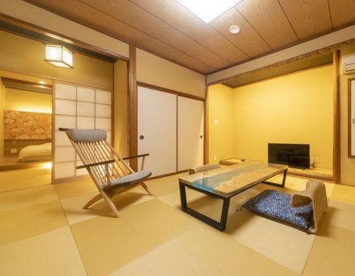 半露天風呂「大きめ」和室＋ツインルーム