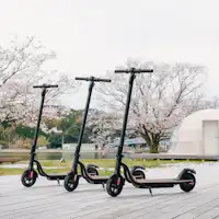 สกู๊ตเตอร์ไฟฟ้าให้ยืมฟรี