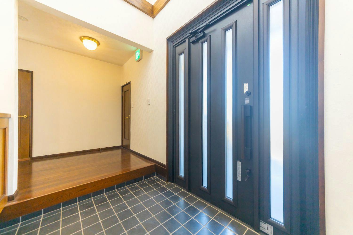 Pintu masuk