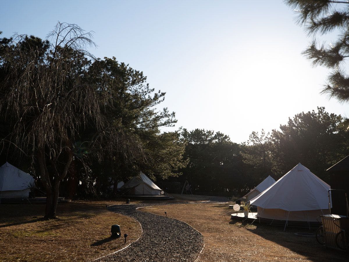small planet CAMP & GRILL