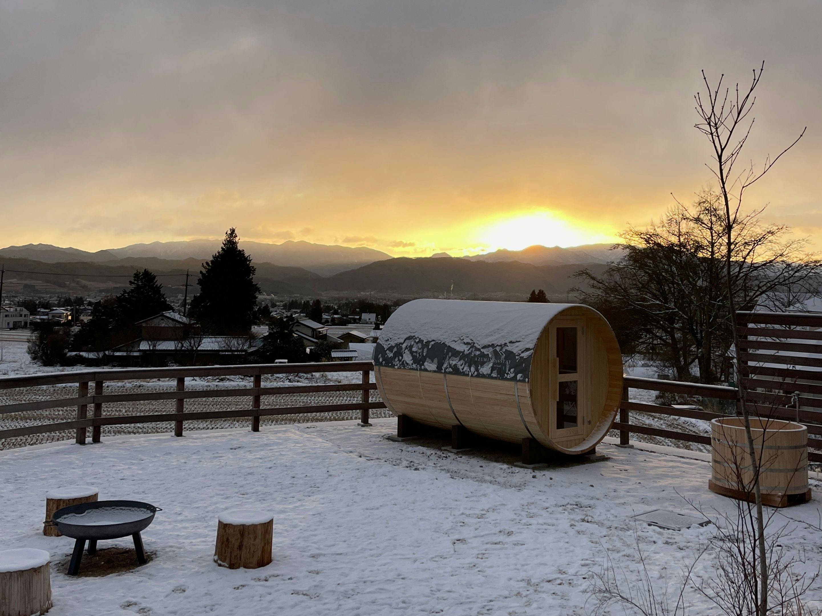 ซาวน่าไม้ฮิโนกิแบบถังให้เช่าส่วนตัว