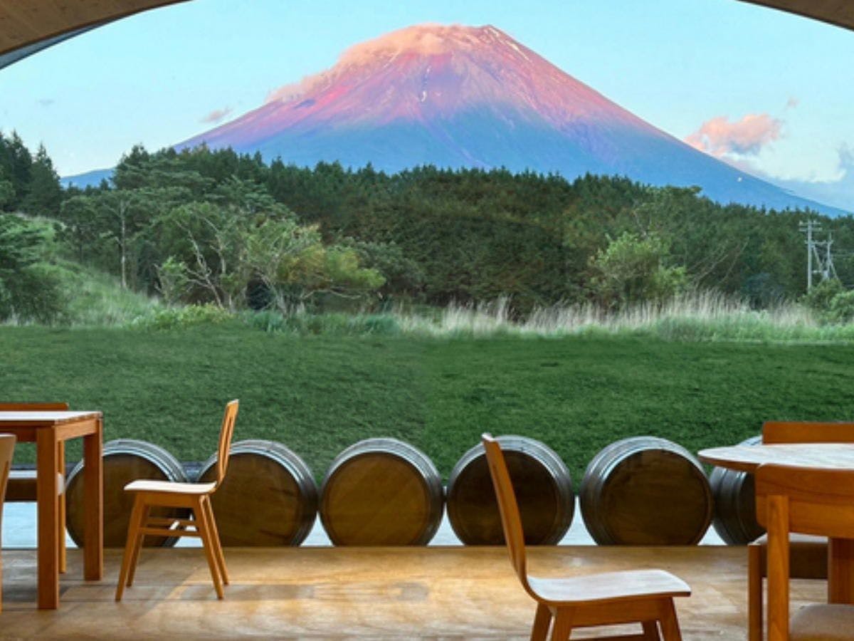 Hotel Rindou in the Fragrant Forest