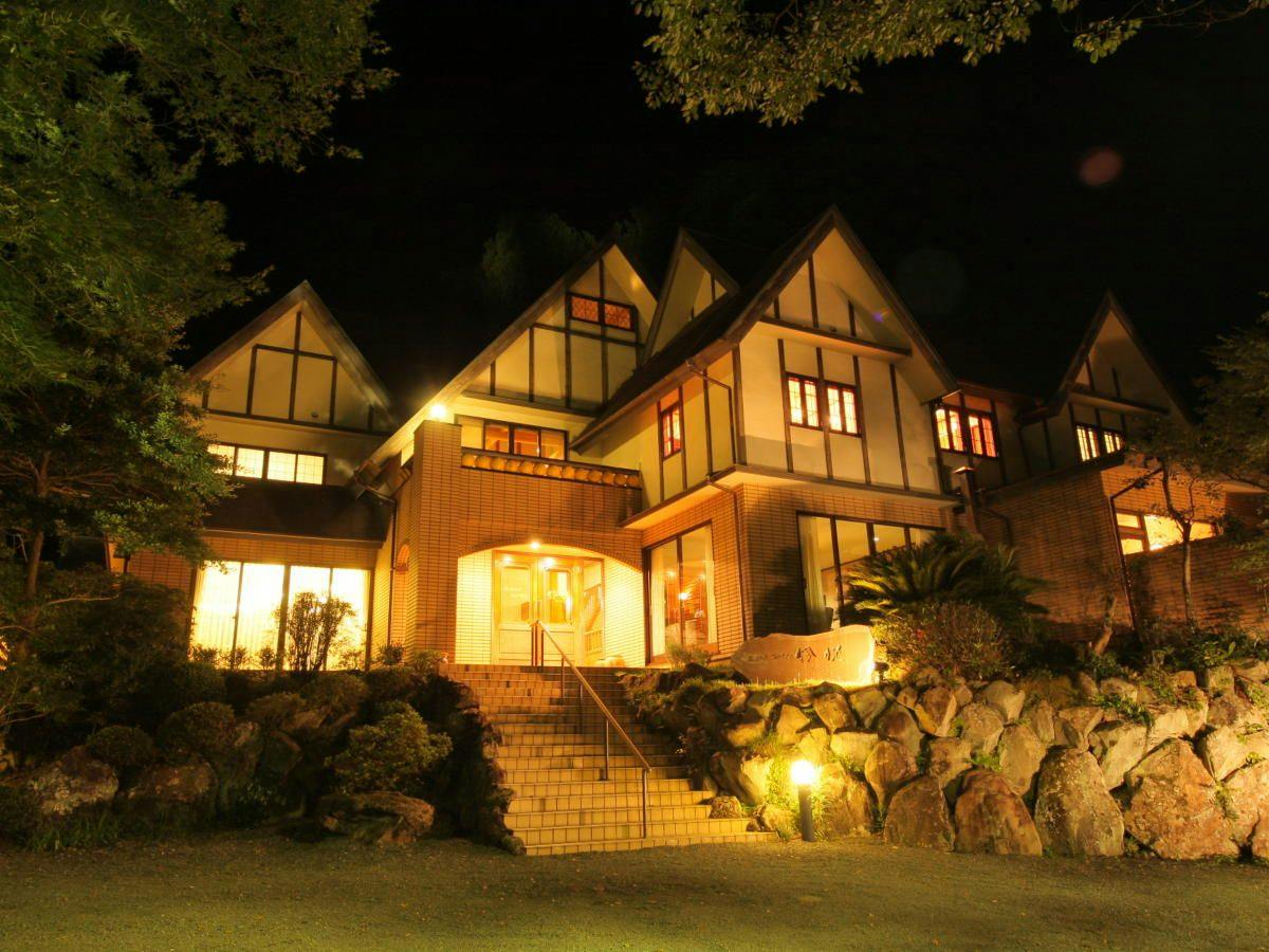 Hotel Rindou in the Fragrant Forest