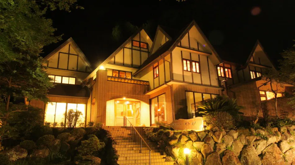 Hotel Rindou in the Fragrant Forest