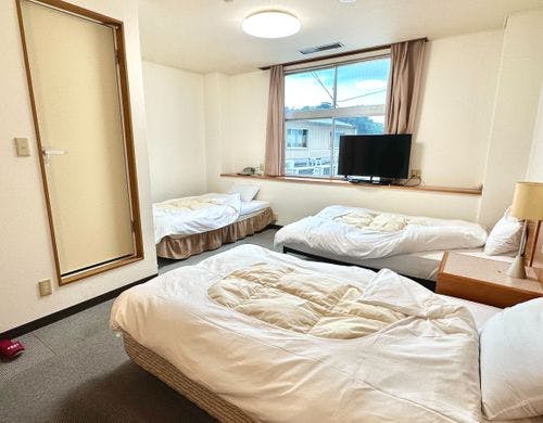 【洋室トリプル】