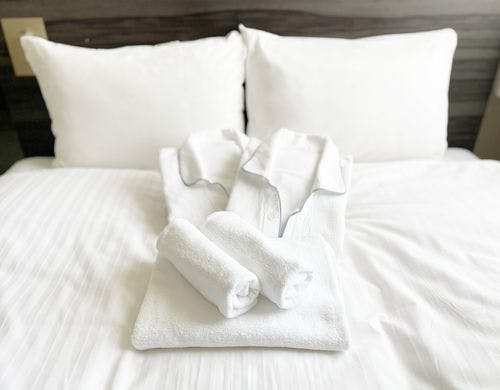 スタンダードダブル　ソファー付