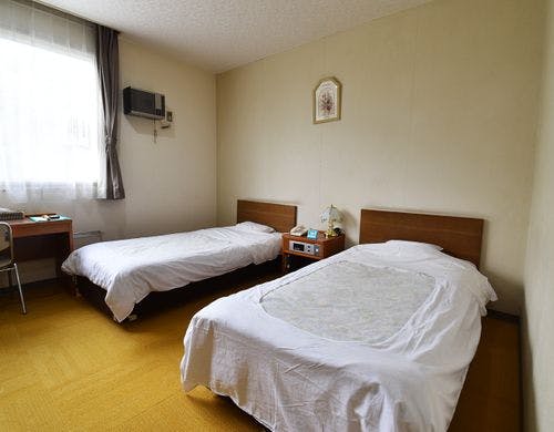 洋室ツイン│空気清浄機は新館のみ