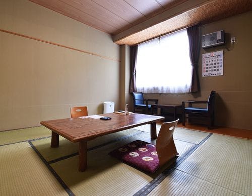 和室8畳│空気清浄機完備で快適に