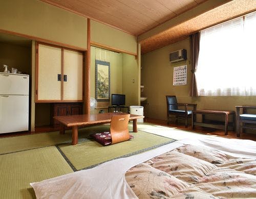 和室8畳│清潔感のあるシンプルな和室